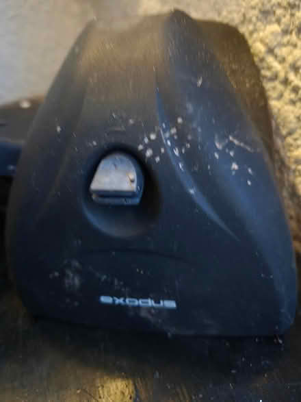 Photo of free Exodue (Halfords) roof rails (BS5) #4