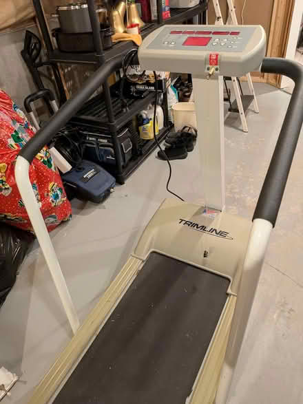 Photo of free Treadmill (Glebe / Dow's Lake) #2