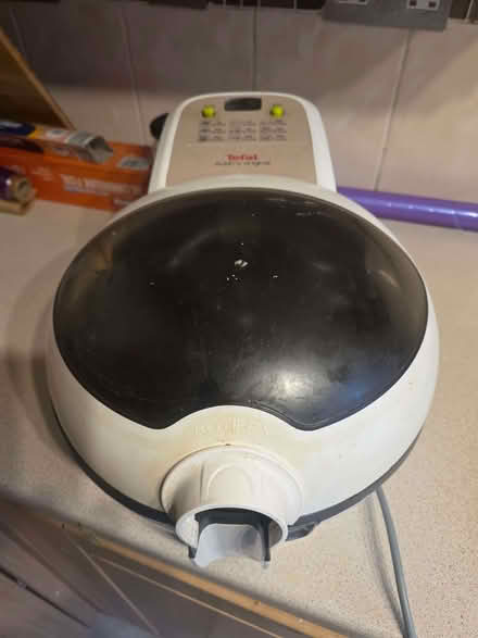 Photo of free Air fryer (Wayfield ME5) #1