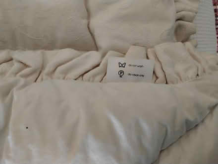 Photo of free Small double tradional eiderdown (Bishop's Castle SY9) #3