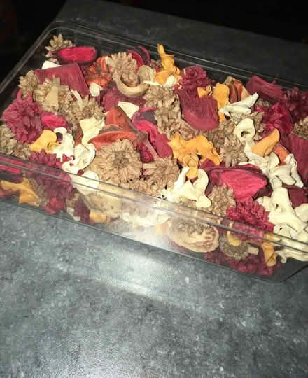 Photo of free Potpourri left over (Greenwich MV, SE10) #1