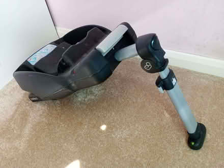 Photo of free Maxi-Cosi Car Seat Base (BT16) #3