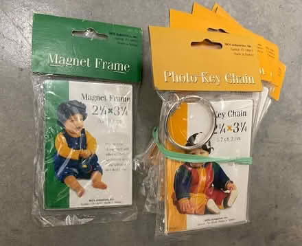 Photo of free Photo paper, key rings, card stock (Georgia Ave Petworth) #4