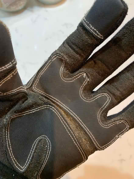 Photo of free Stanley builders gloves (City Centre NR3) #3