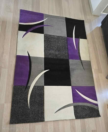Photo of free Rug #2 (Seacroft LS14 6DR) #2