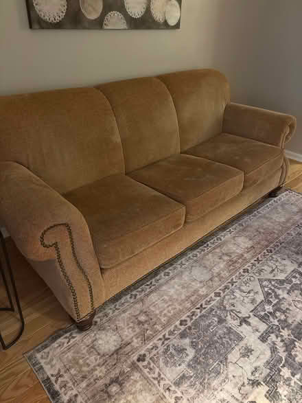 Photo of free Gold 3 cushion sofa (Old part of Sycamore, Illinois) #3