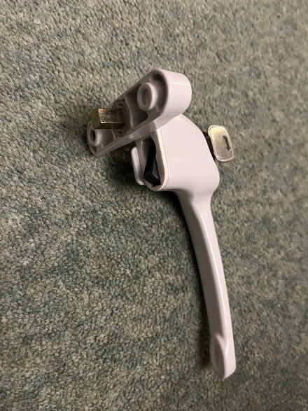 Photo of free Handle & key: double glazed window (Shefford) #2