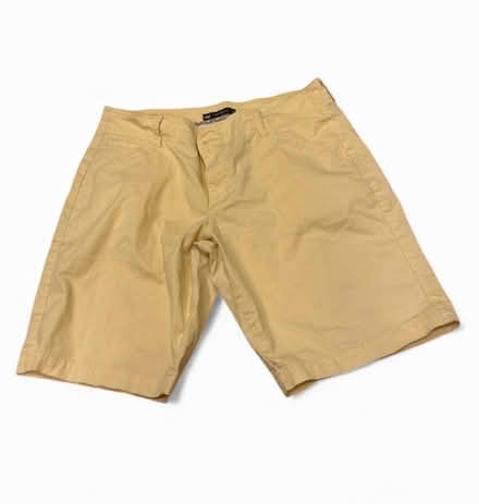 Photo of free Lee Midrise Fit Woman’s Shorts (Brooklyn Storage) #1