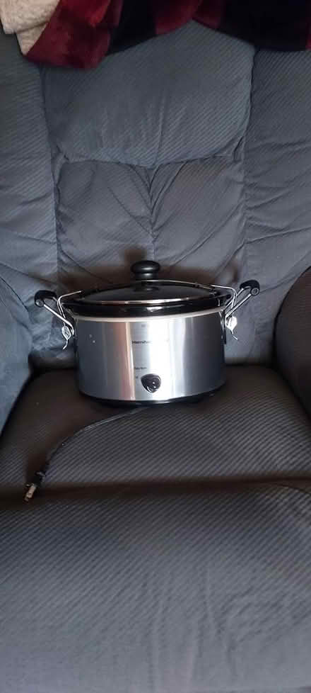 Photo of free slow cooker (in Country Club Estates) #1