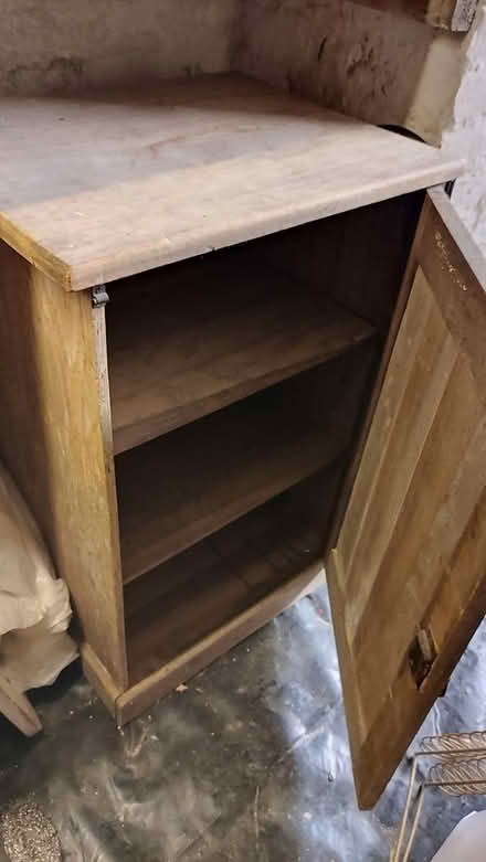 Photo of free wooden cupboard for upcycling (Old Isleworth) #2