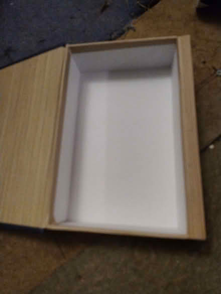 Photo of free Xmas box (Fishponds BS16) #2