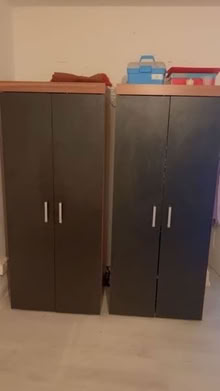 Photo of free 2 single divan bed and 1 single black bed (Wandsworth SW11) #2