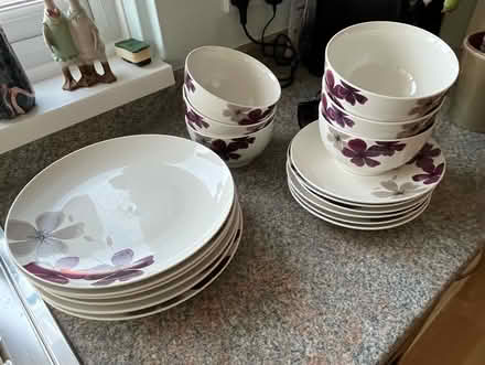 Photo of free Dinner service - purple flower print (Mandeville DT4) #1