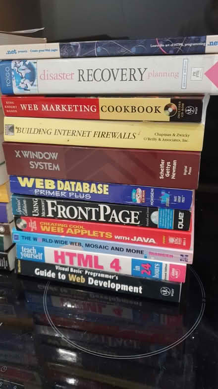 Photo of free IT books (Bletchley MK2) #4