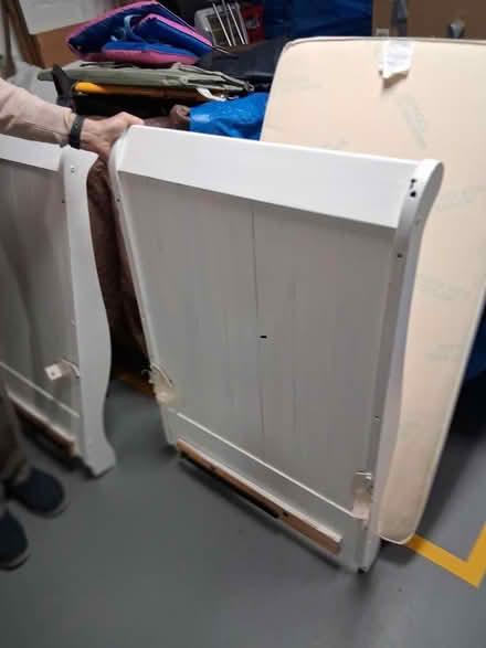 Photo of free Nice Crib (Reston) #1