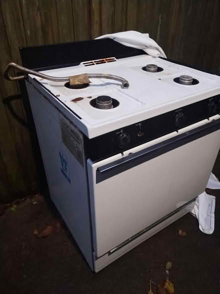 Photo of free Used Gas Stove (Covington KY) #1