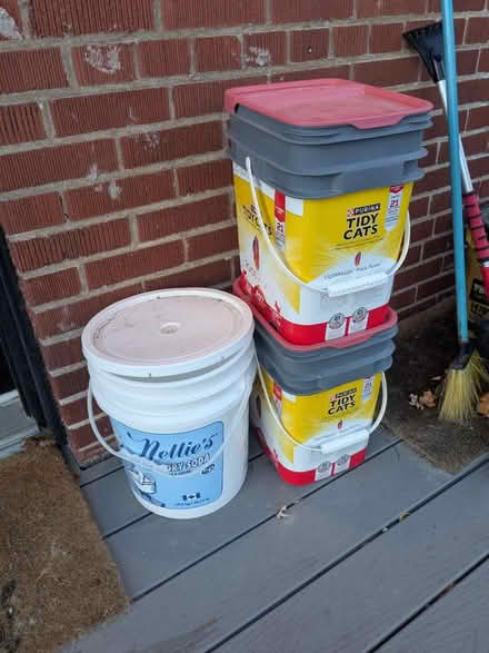 Photo of free Buckets with lids (Pharmacy/St Clair) #1