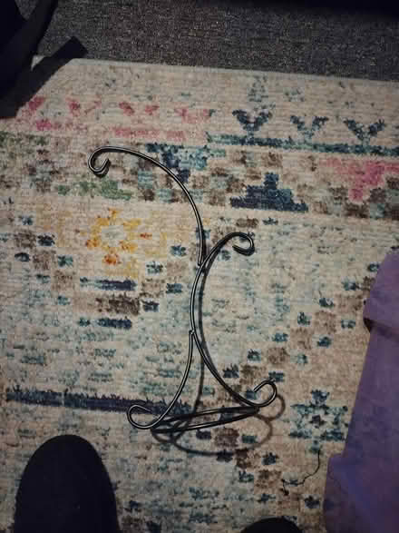 Photo of free ornament holder (Mayfair Philadelphia) #1