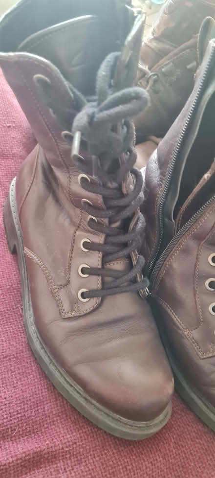 Photo of free Selection of Ladies boots - S3.5 - S4 UK (Batch 2) (Stroud Green N4) #2