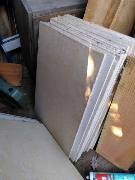 Photo of free Jerusalem Gold Limestone Tiles (Little Birch, HR2) #2