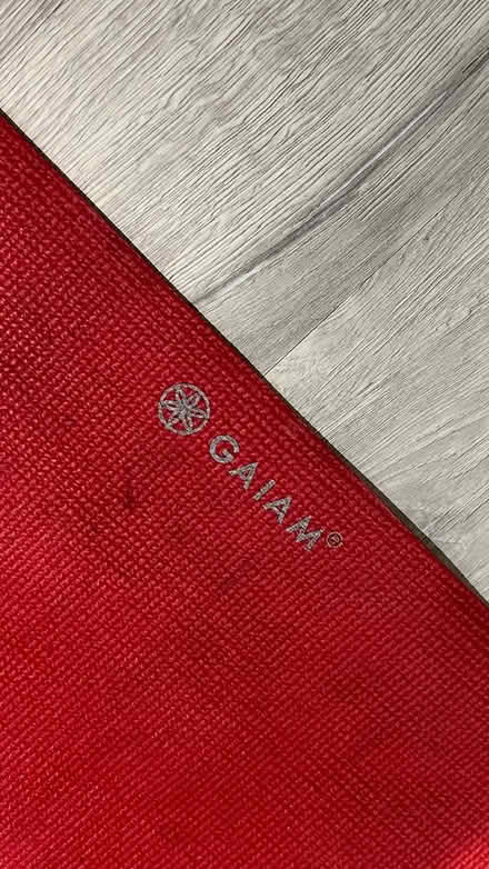 Photo of free Yoga mat (West Ham Park E15) #1