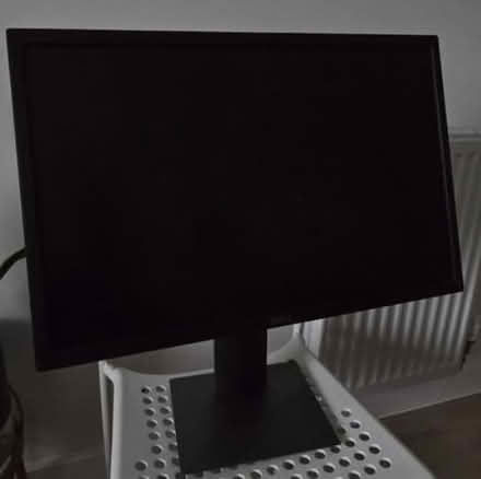 Photo of free DELL 22" P2217H Black Monitor (South Bermondsey) #1