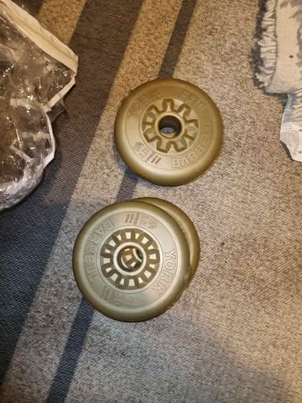 Photo of free Weights x 4 "York Barrell" 1.1kg/2.5lbs (HA0) #1