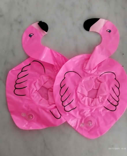 Photo of free Toy floats (Tpy) #1