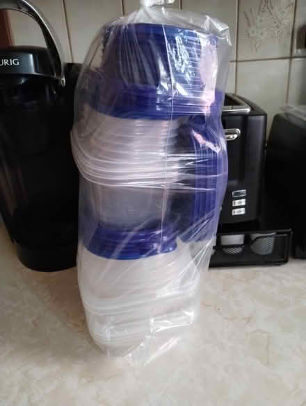 Photo of free Plastic storage containers & lids (Newark) #1