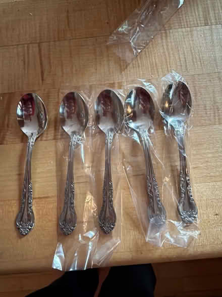 Photo of free 5 baby spoons (Metuchen NJ) #1