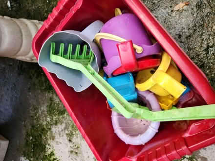 Photo of free Sand and water table (SE18 - Plumstead) #3