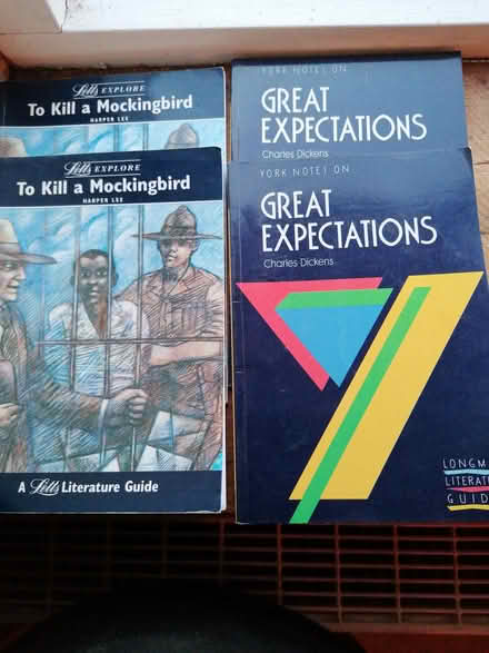 Photo of free 4 x literature course guides (Prescott SY4) #1