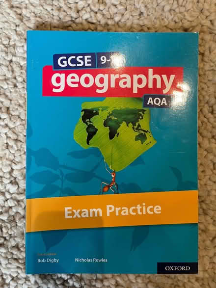 Photo of free AQA Maths physics geography French &English GCSE study books (Lower Bois HP5) #3