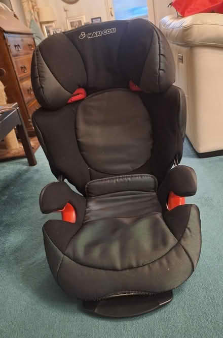 Photo of free Maxi cosi booster seat (ME19 West Malling area) #1