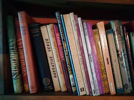 Photo of free 35 books of poetry (Prescott SY4) #2