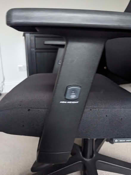 Photo of free Swivel Office Chair (Freehold LA1) #2