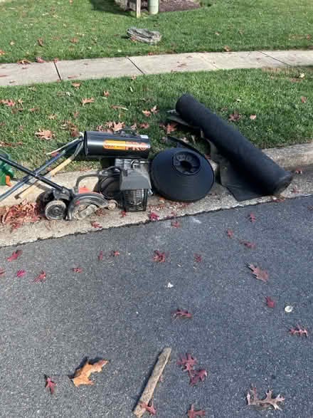 Photo of free Curb Alert Various garden and tile (6127 Roxbury Ave Springfield) #1