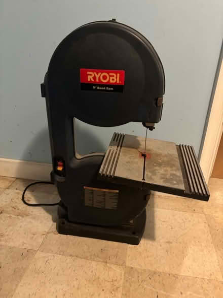 Photo of free ryobi 9 inch band saw (141 Fairfield Dr) #2