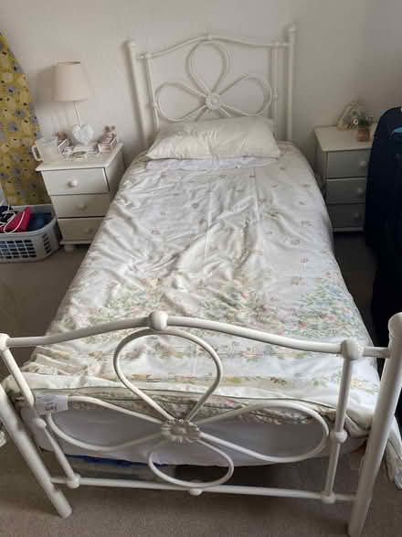 Photo of free Single bed frame (ST14) #1