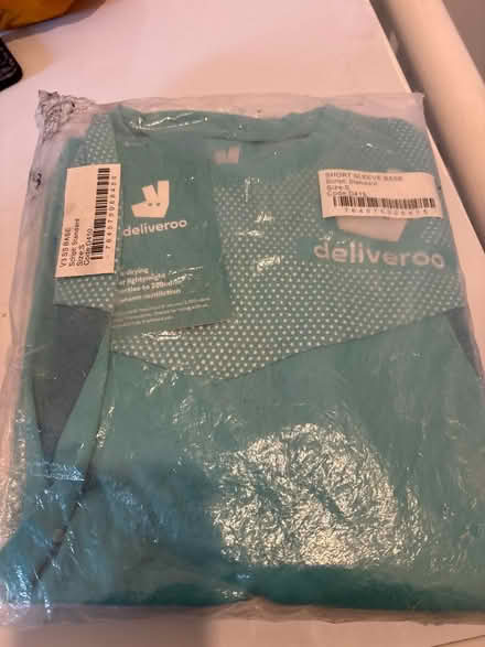 Photo of free Deliveroo shirt (Lewisham SE23) #1