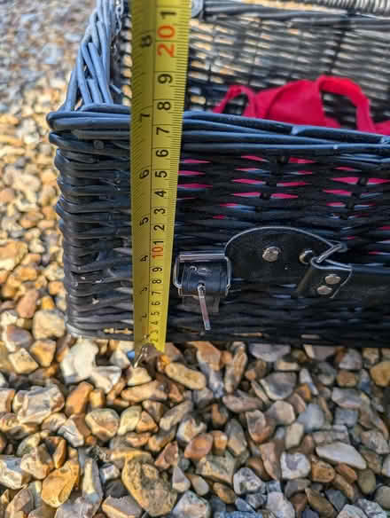 Photo of free Wicker hamper basket (Woodgreen, SP6) #2