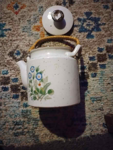 Photo of free small porcelain tea pot (Mayfair Philadelphia) #1
