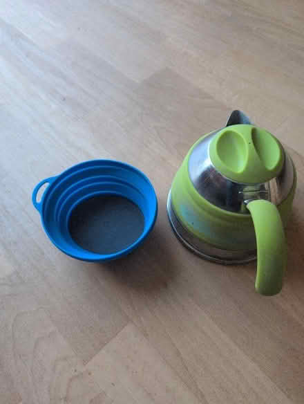Photo of free Collapsible kettle and small bowl for camping (Headington OX3) #1
