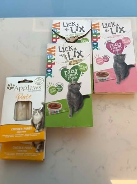 Photo of free Cat food and treats (Highgate N6) #3
