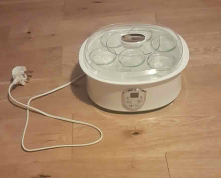 Photo of free Lakeland Seven-Cup Electric Yoghurt Maker (Springfield CM1) #1