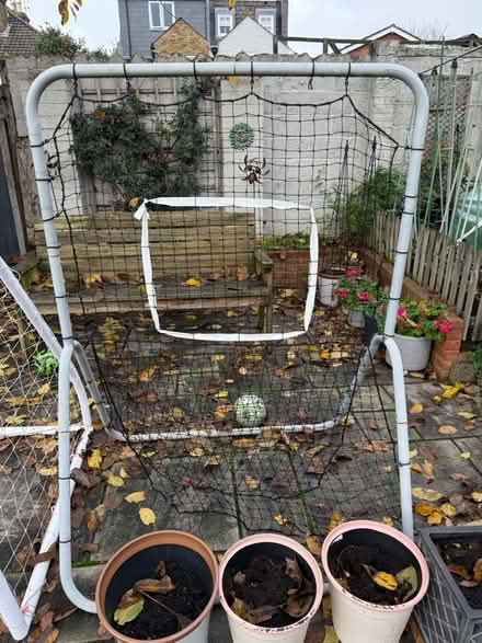 Photo of free Kids Rebound Football Practice Net (Staines-upon-Thames TW18) #1