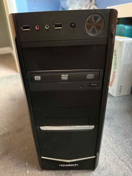 Photo of free PC base stations. No disks. (Lower Earley RG6) #2