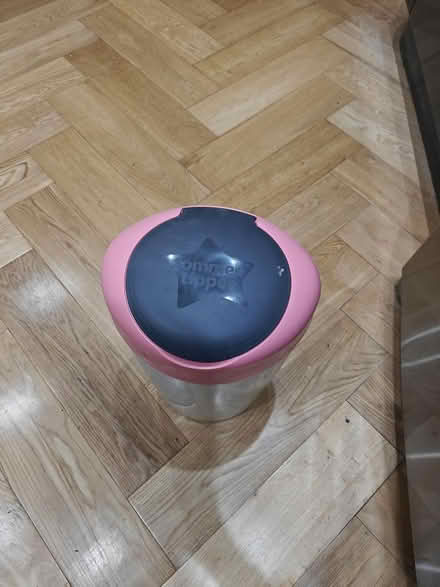 Photo of free Tommee tippee simply sangenic nappy bin (Wadsley S6) #1