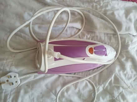 Photo of free Steam Iron (Broseley TF12) #2
