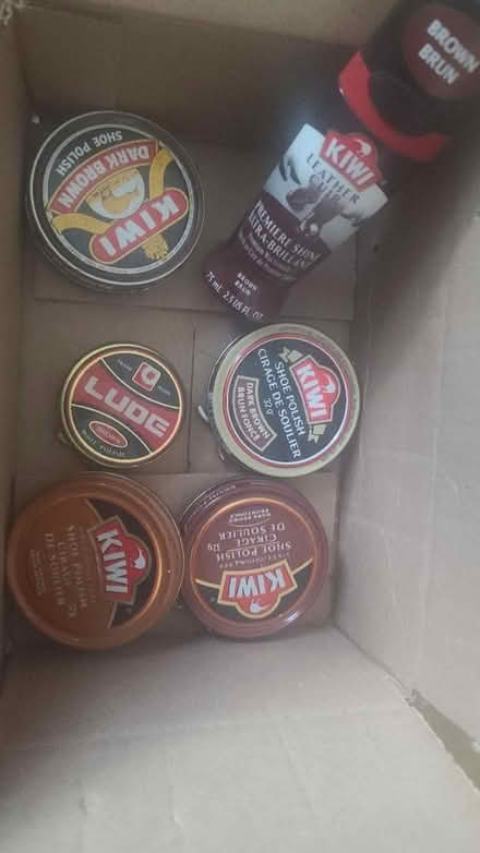 Photo of free Brown shoe polish (Mississauga Ontario Canada) #1
